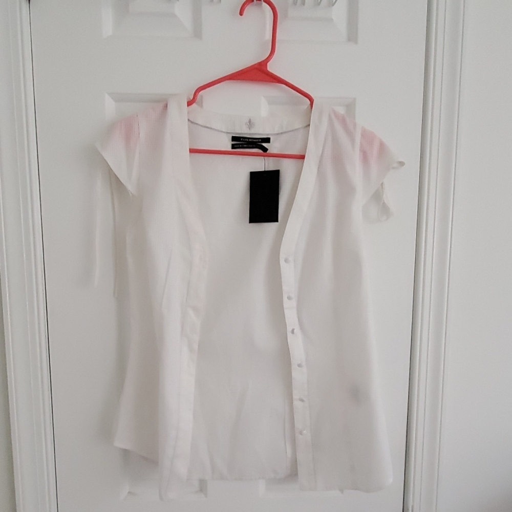 Button Down, cuff sleeves with ties